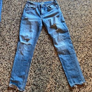 GRLFRND Jeans, distressed